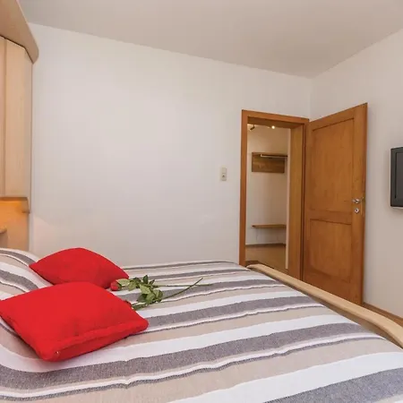 6 Bedroom Nice In * Benkovac